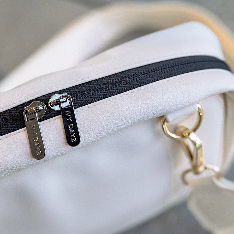 Ivy Dayz On-the-Go Medication Handbag - SURVIVAL