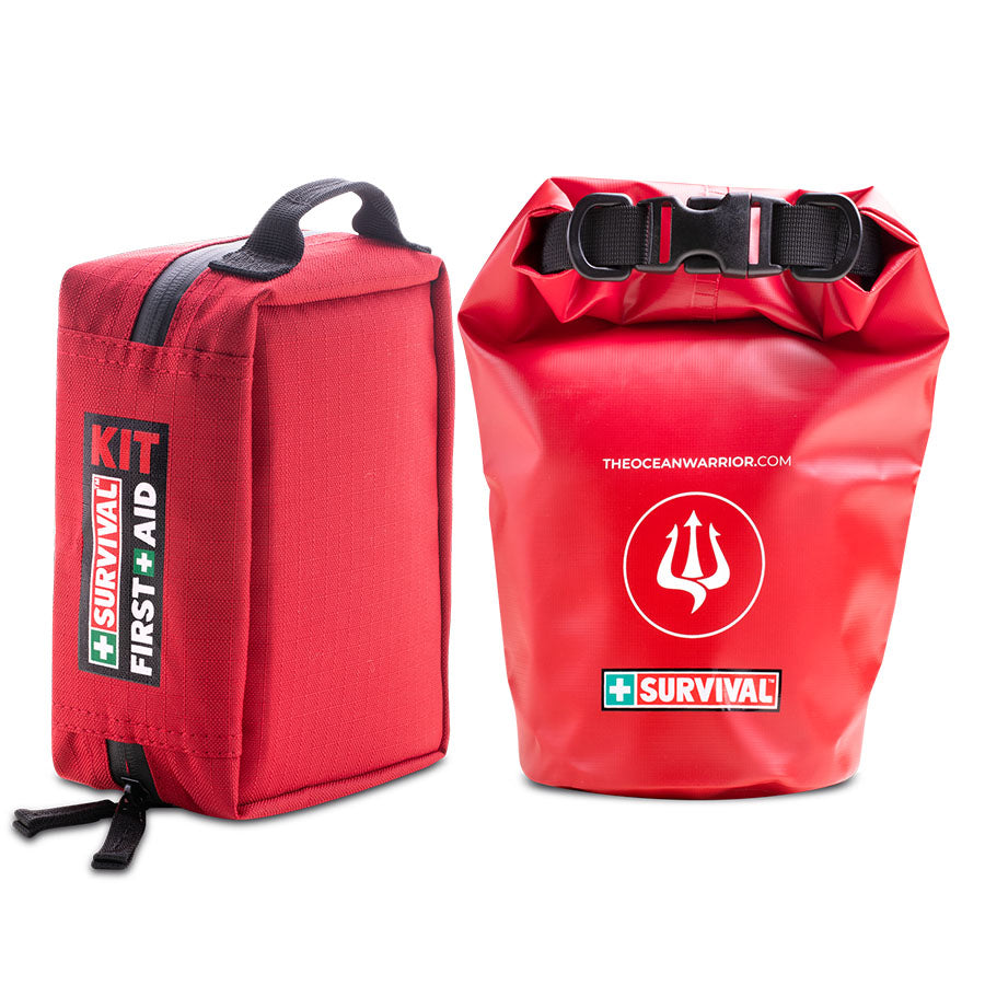 SURVIVAL Ocean Warrior marine first aid kit in a waterproof dry bag, designed for boats and watercraft